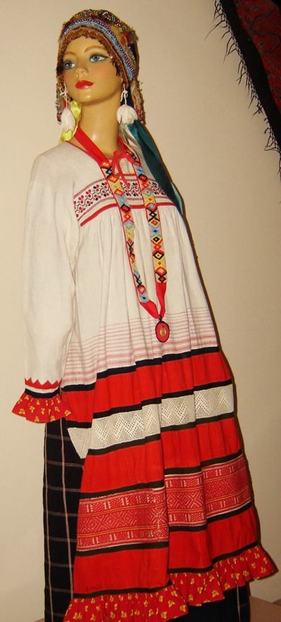 Традиційний російський жіночий костюм Тульської губернії XIX ст. 
